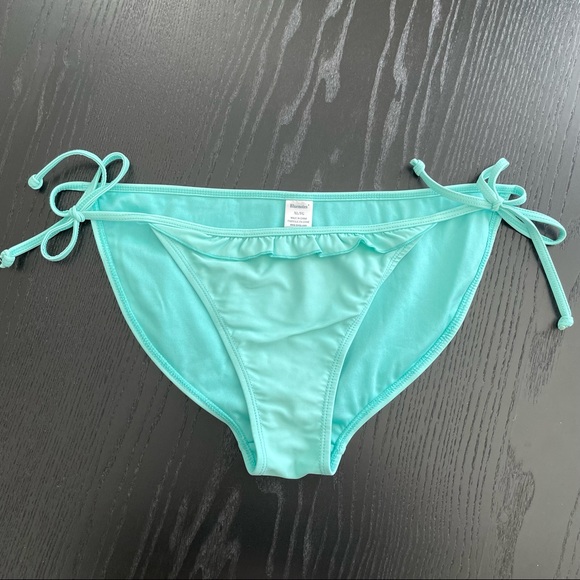 NWOT Bluenotes Turquoise Ruffle Side Tie Bikini Bottom - Picture 1 of 4
